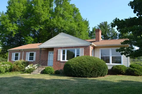 891 Shawnee Road Waynesboro VA 22980