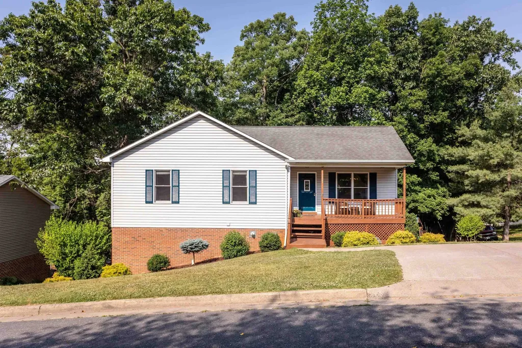 3121 Horseshoe Lane Harrisonburg VA 22801