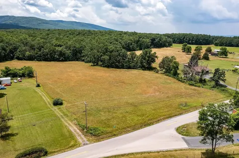 1655 Howardsville Turnpike Stuarts Draft VA 24477