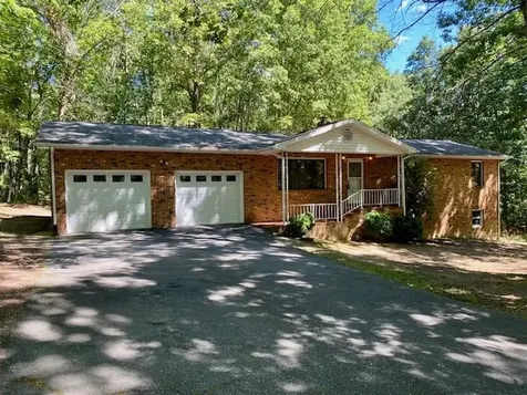 1655 Howardsville Turnpike Stuarts Draft VA 24477