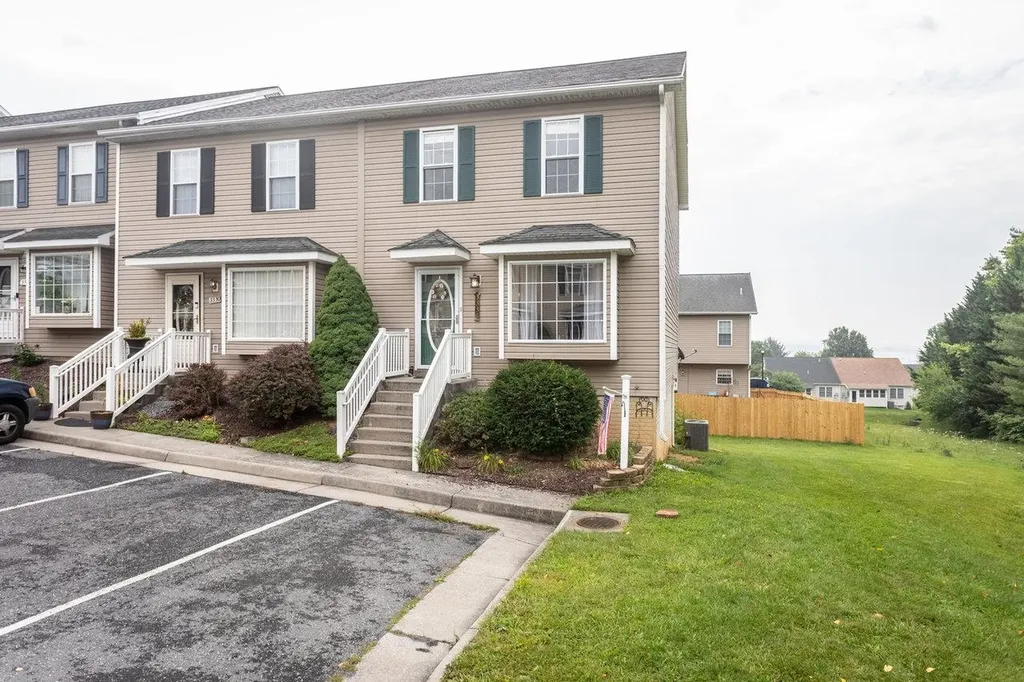 3334 Debbie Court Rockingham VA 22801