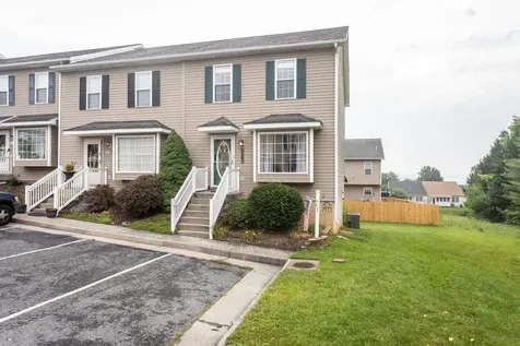 3334 Debbie Court Rockingham VA 22801