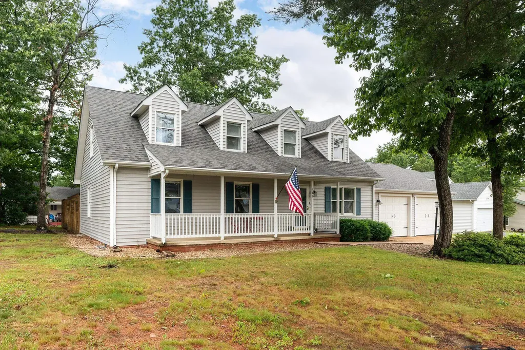 189 Forest Drive Stuarts Draft VA 24477
