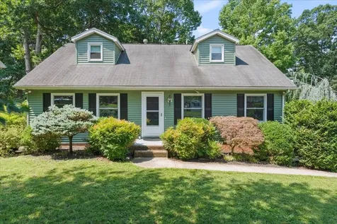 1035 Carriage Drive Harrisonburg VA 22801