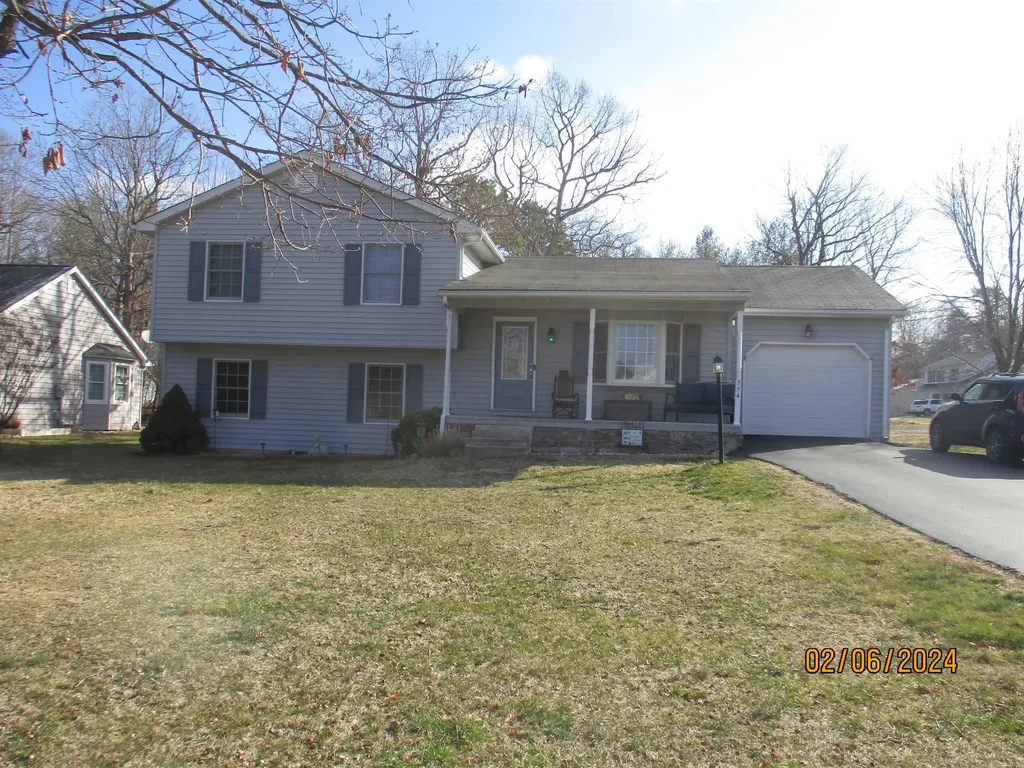 394 Cooper Drive Stuarts Draft VA 24477