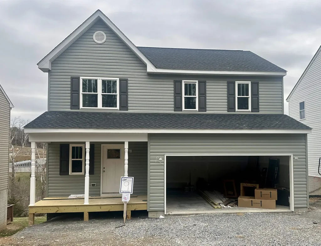 1016 Middlebrook Avenue Staunton VA 24401