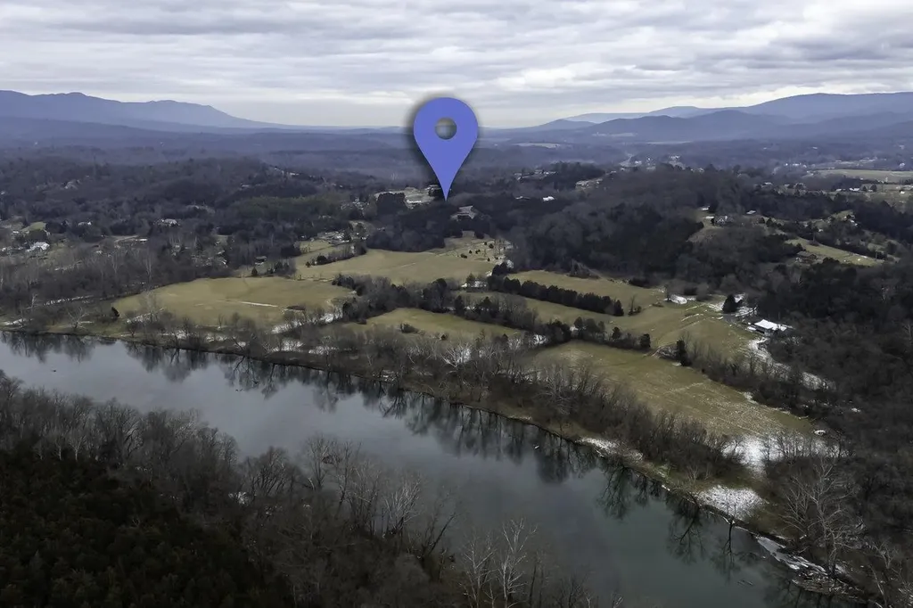 Off Walla Drive Rileyville VA 22650