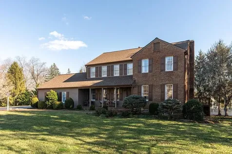 108 Lanchester Court Waynesboro VA 22980