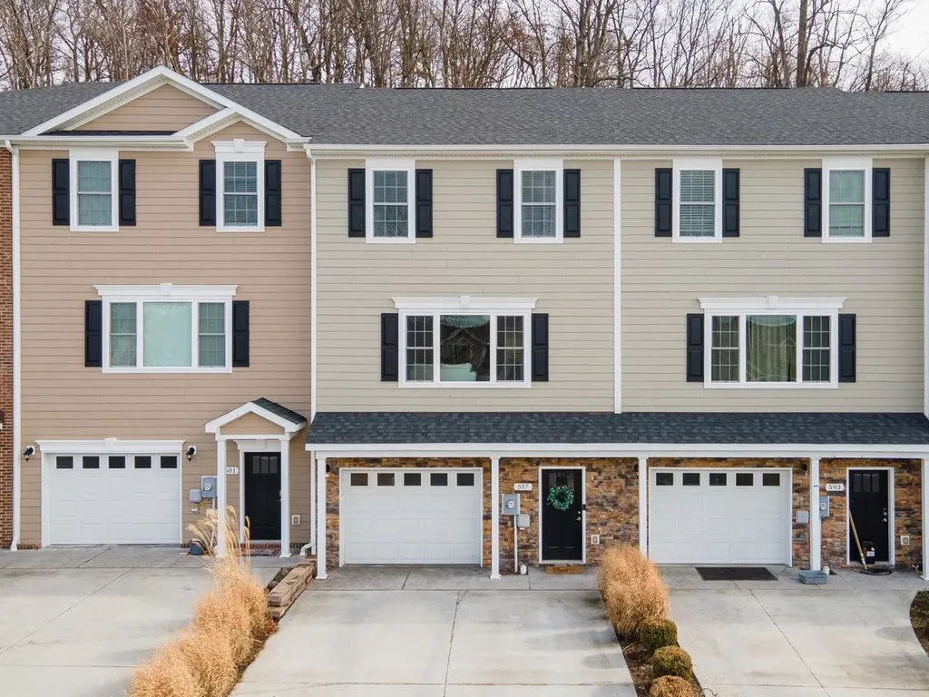597 Spring Oaks Drive Rockingham VA 22801