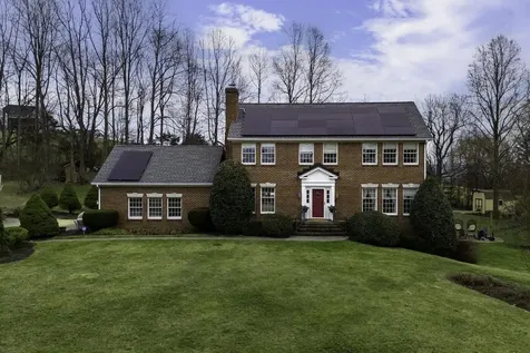 1270 Lakeview Drive Rockingham VA 22801