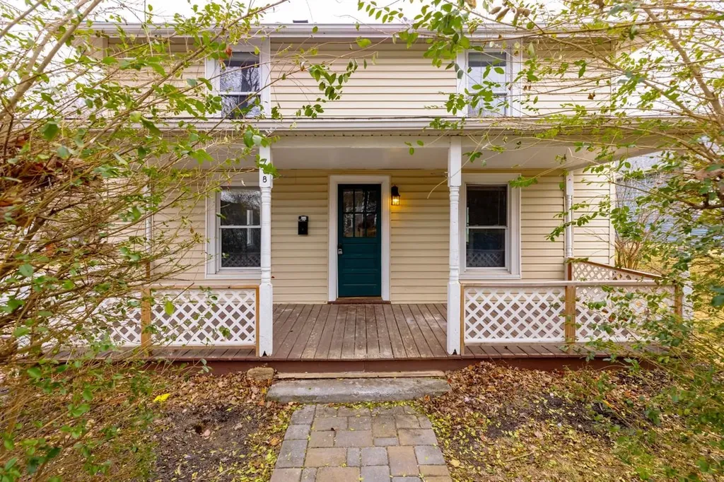 788 Sherwood Avenue Waynesboro VA 22980