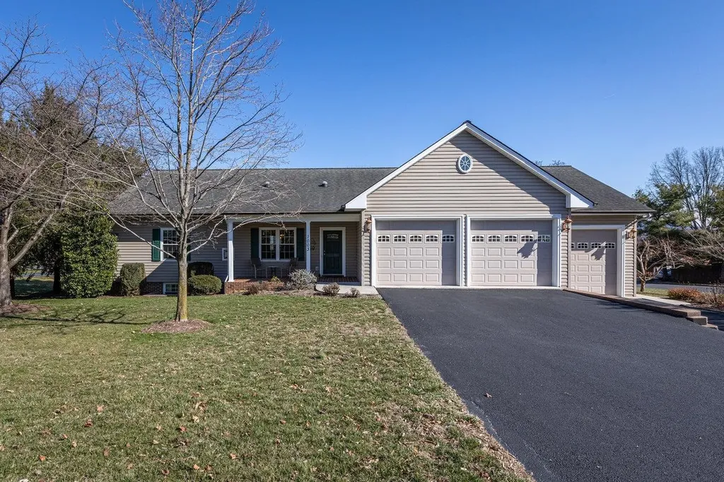 1003 Blue Ridge Drive Harrisonburg VA 22802