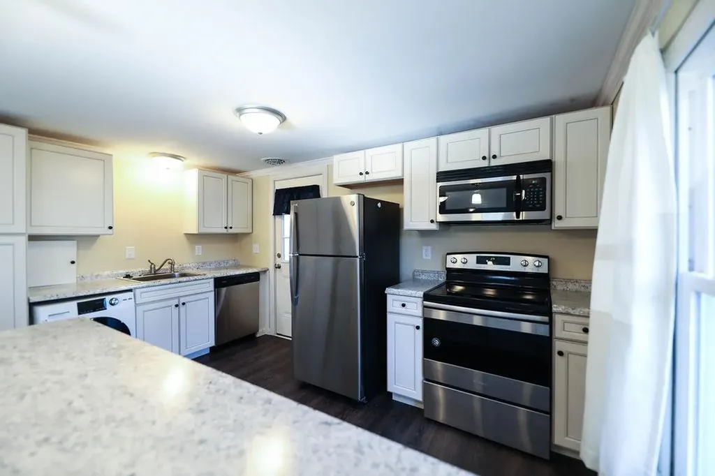 1229 10th Street Waynesboro VA 22980