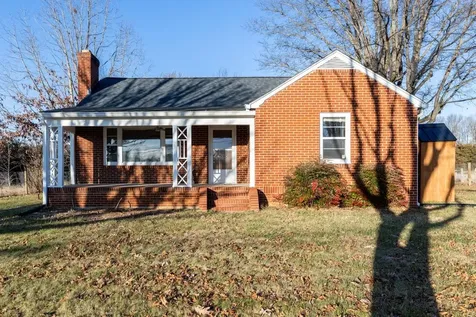 19201 Red Brush Road Elkton VA 22827