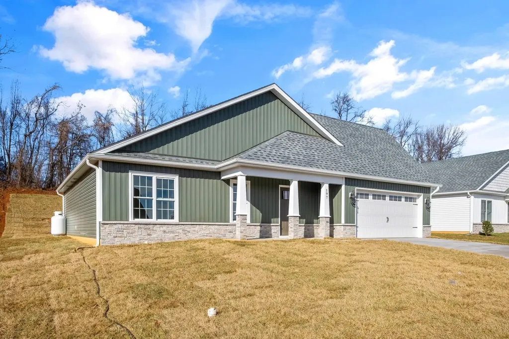197 Lindburgh Drive Waynesboro VA 22980