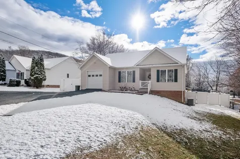 434 Betsy Bell Road Staunton VA 24401