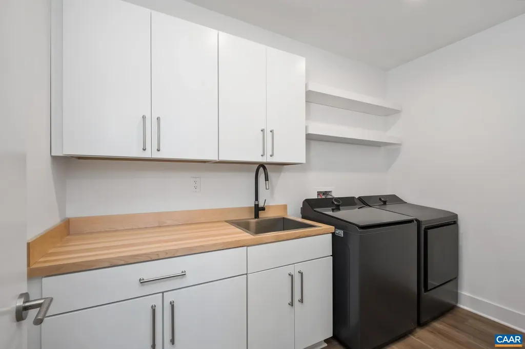 1312 Pen Park Lane Charlottesville VA 22901