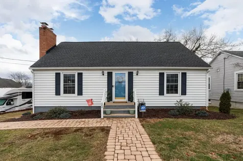22 Greenview Drive Staunton VA 24401