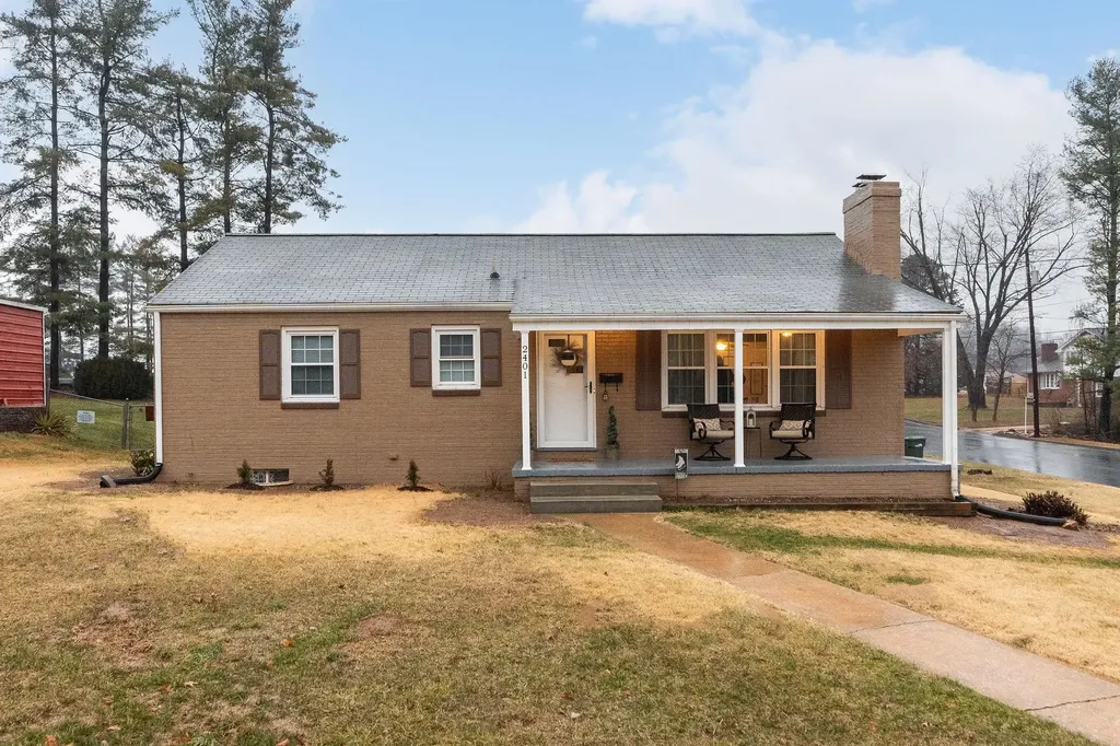 2401 Mount Vernon Street Waynesboro VA 22980
