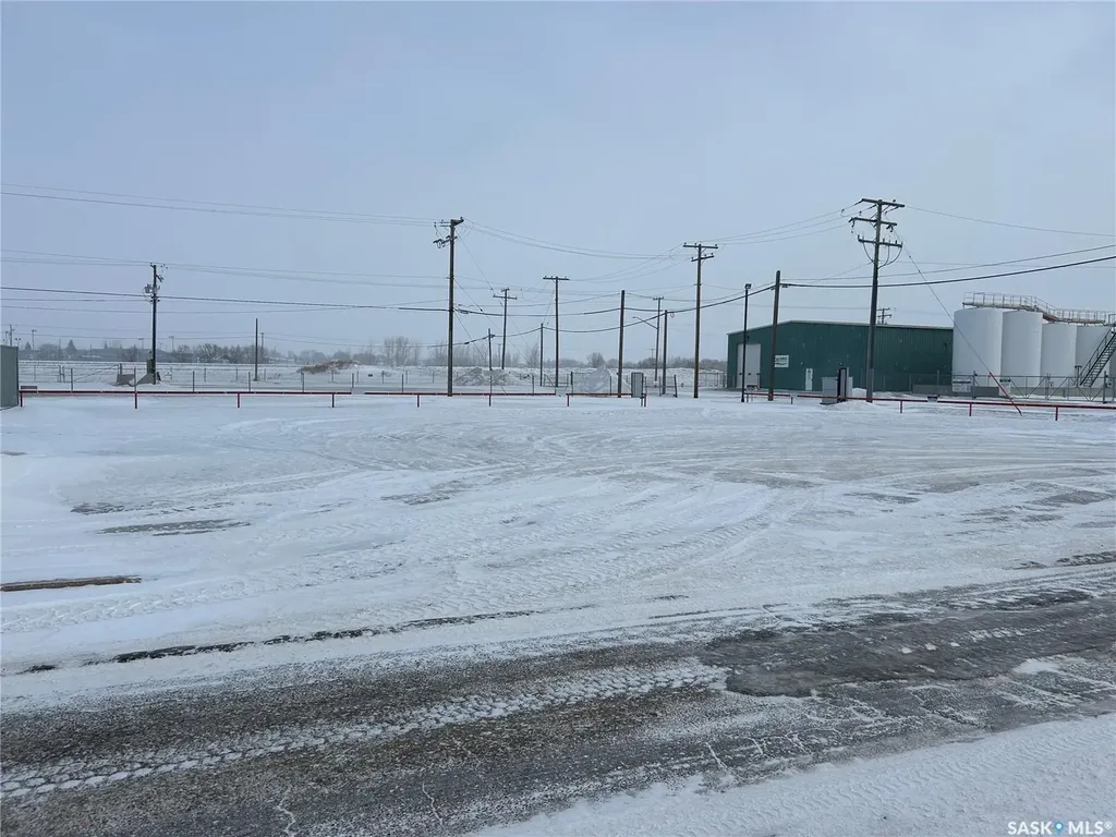 901 5th Street Estevan SK S4A 0Y8