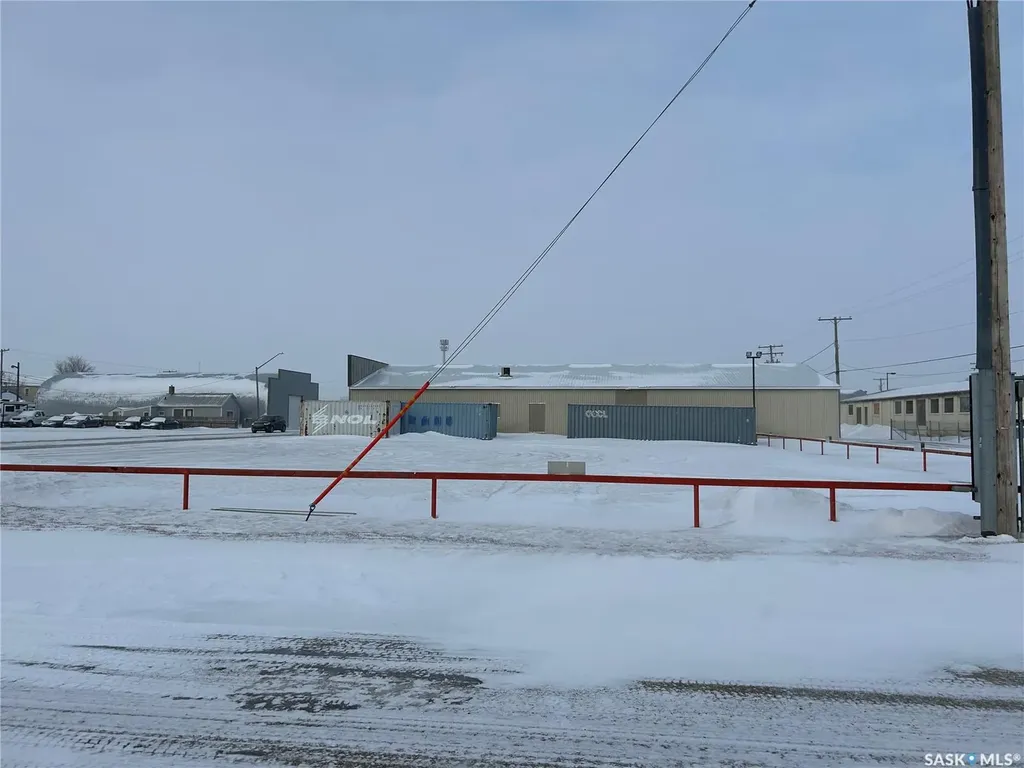 901 5th Street Estevan SK S4A 0Y8