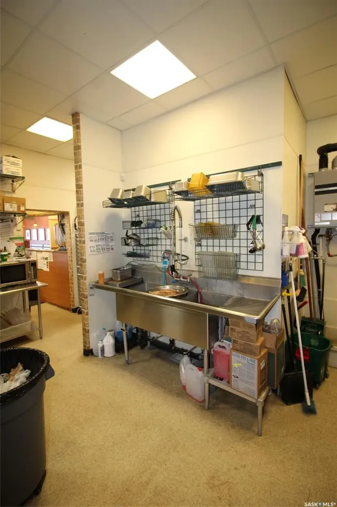 910 3rd Avenue W Shaunavon SK S0N 2M0