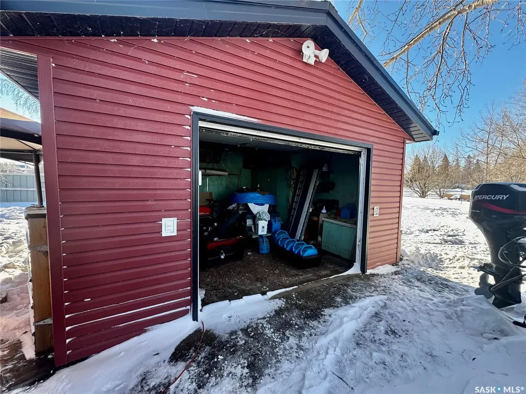 706 Park Drive Good Lake Rm No. 274 SK S0A 0L1