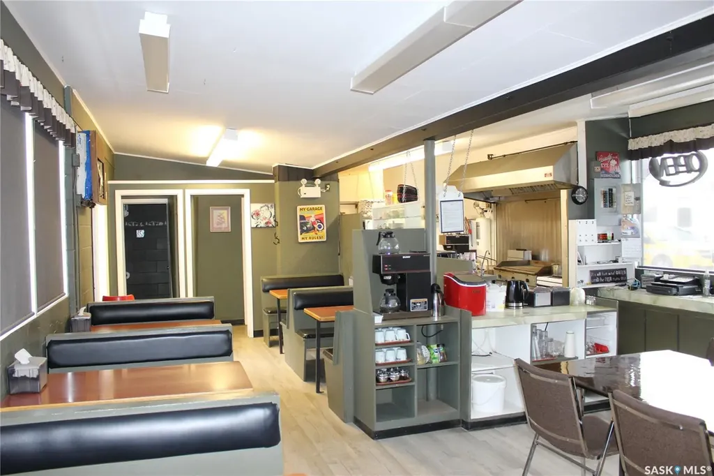 1105 Athabasca Street E Moose Jaw SK S6H 0N4