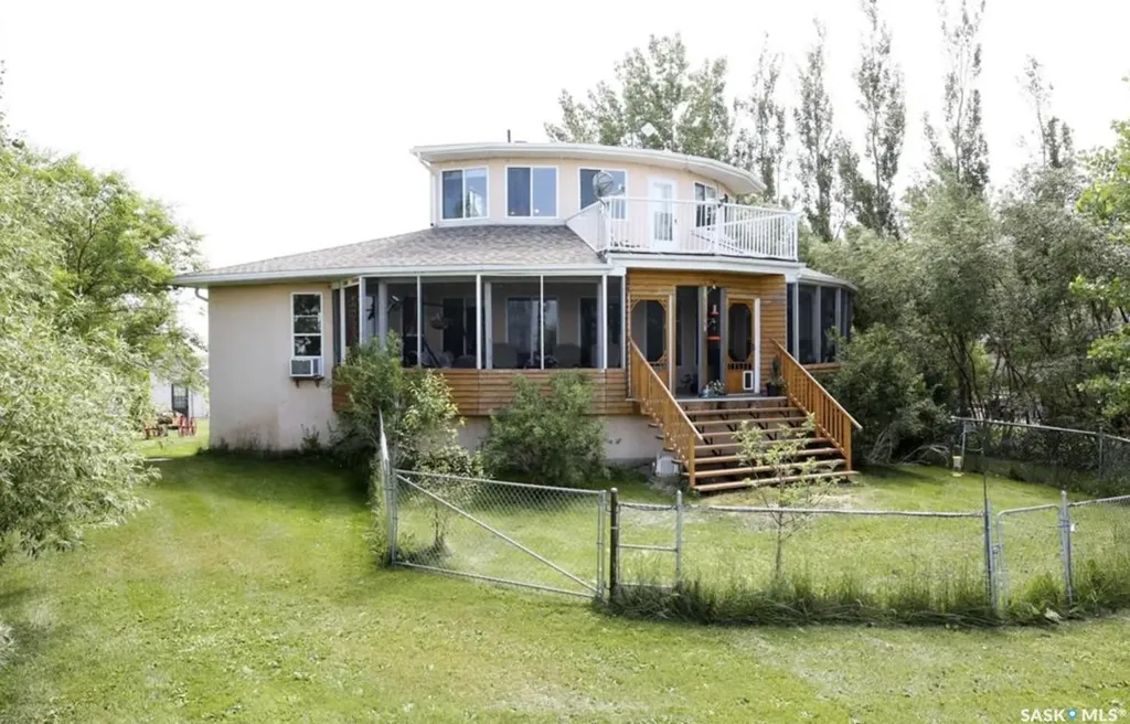 14 Gordon Drive Mckillop Rm No. 220 SK S4G 4V0