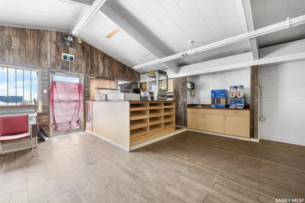 254 Railway Avenue Southey SK S0G 4P0
