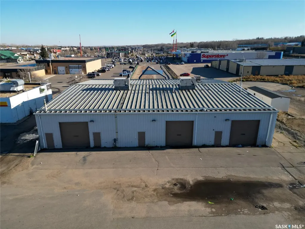 1525 5th Avenue E Prince Albert SK S6V 7Z5
