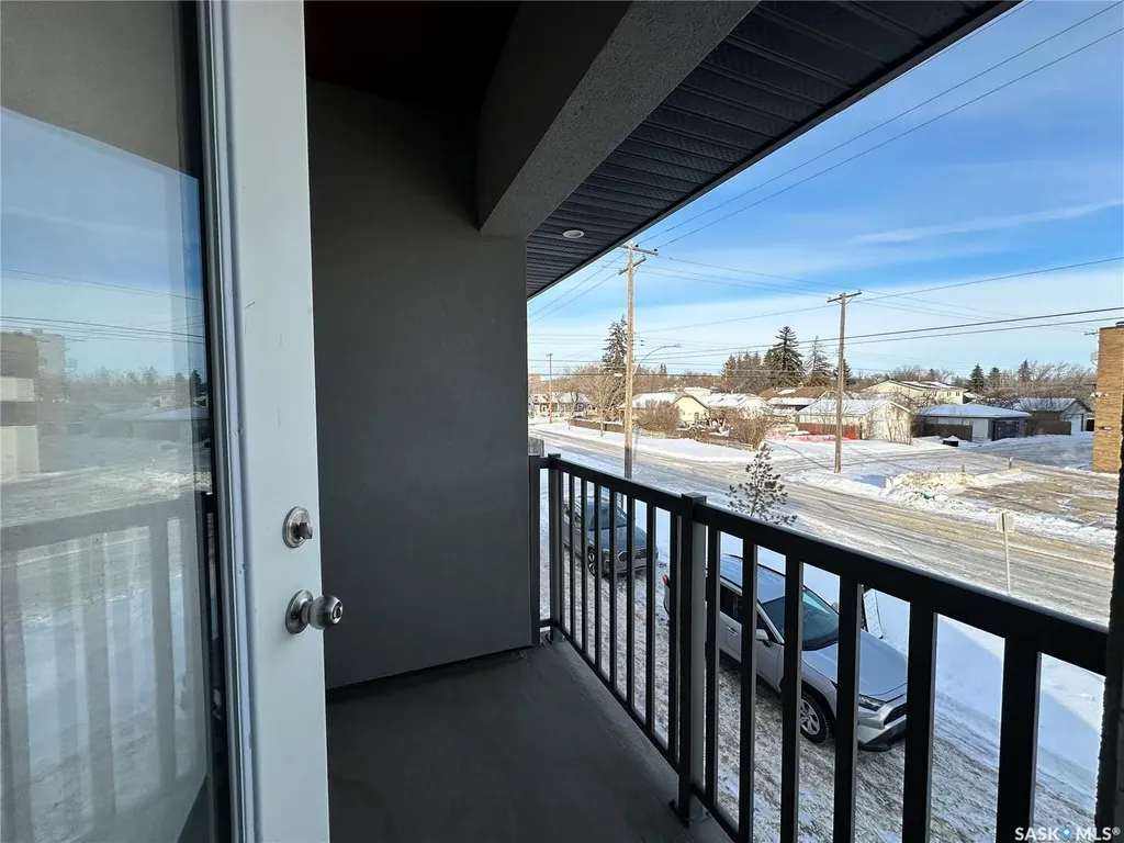 1202 22nd Street W Saskatoon SK S7M 0S7
