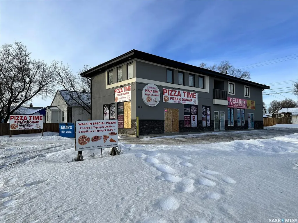 1202 22nd Street W Saskatoon SK S7M 0S7