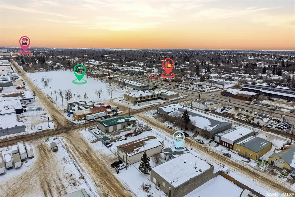 1710 Saskatchewan Avenue Saskatoon SK S7K 1P8