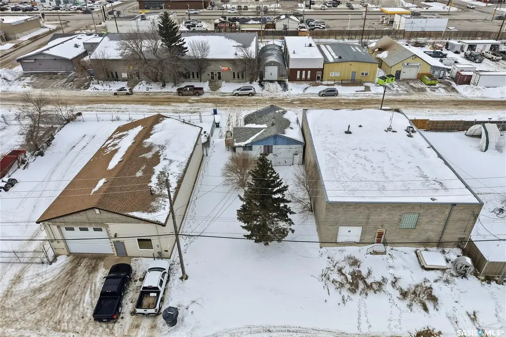 1710 Saskatchewan Avenue Saskatoon SK S7K 1P8