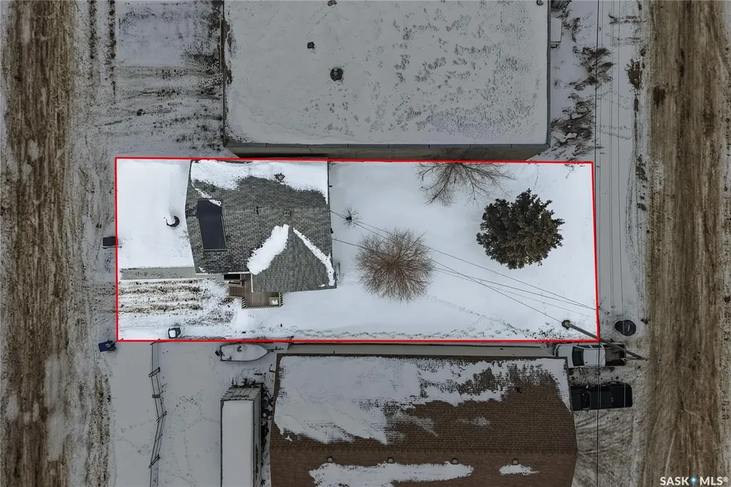 1710 Saskatchewan Avenue Saskatoon SK S7K 1P8