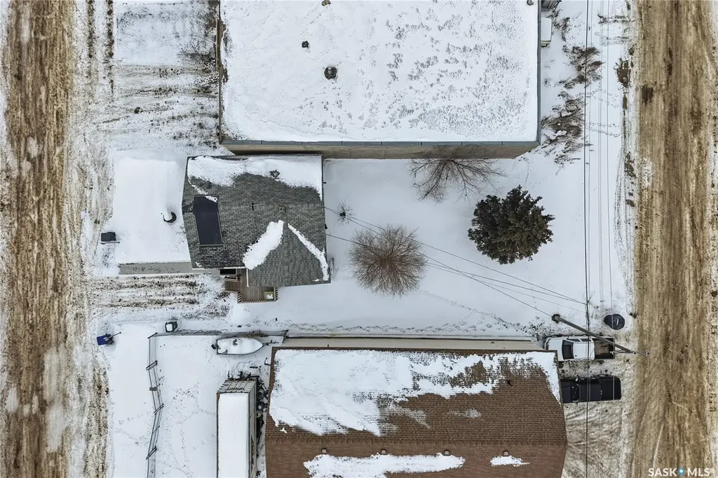 1710 Saskatchewan Avenue Saskatoon SK S7K 1P8