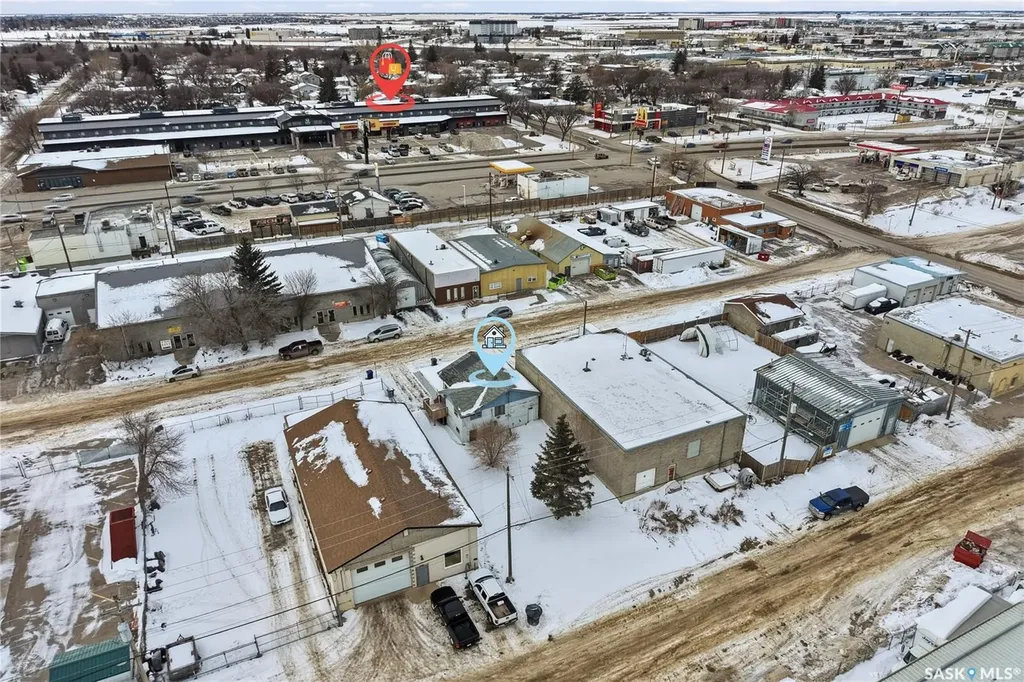 1710 Saskatchewan Avenue Saskatoon SK S7K 1P8