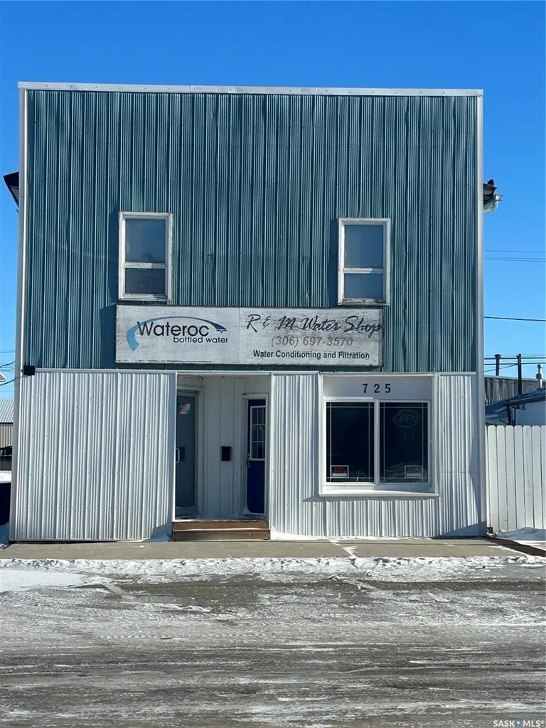 725 Desmond Street Grenfell SK S0G 2B0