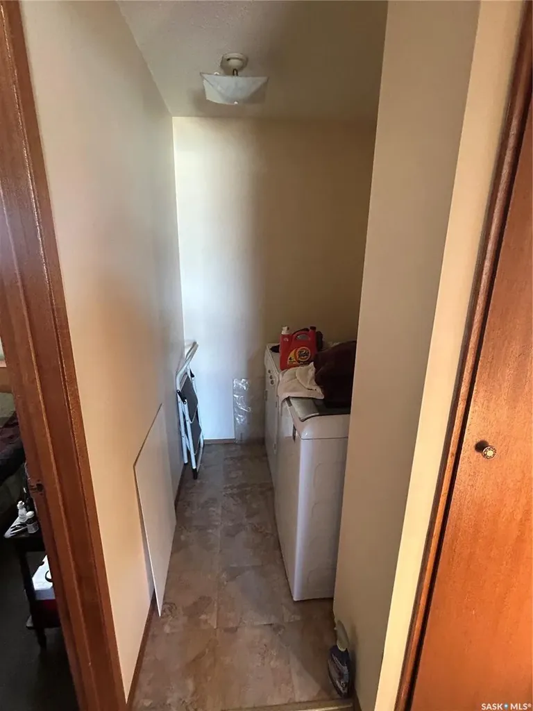 725 Desmond Street Grenfell SK S0G 2B0