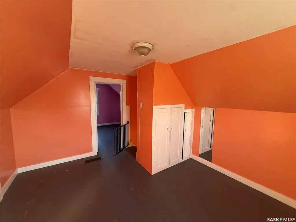 421 3rd Avenue E Assiniboia SK S0H 0B0