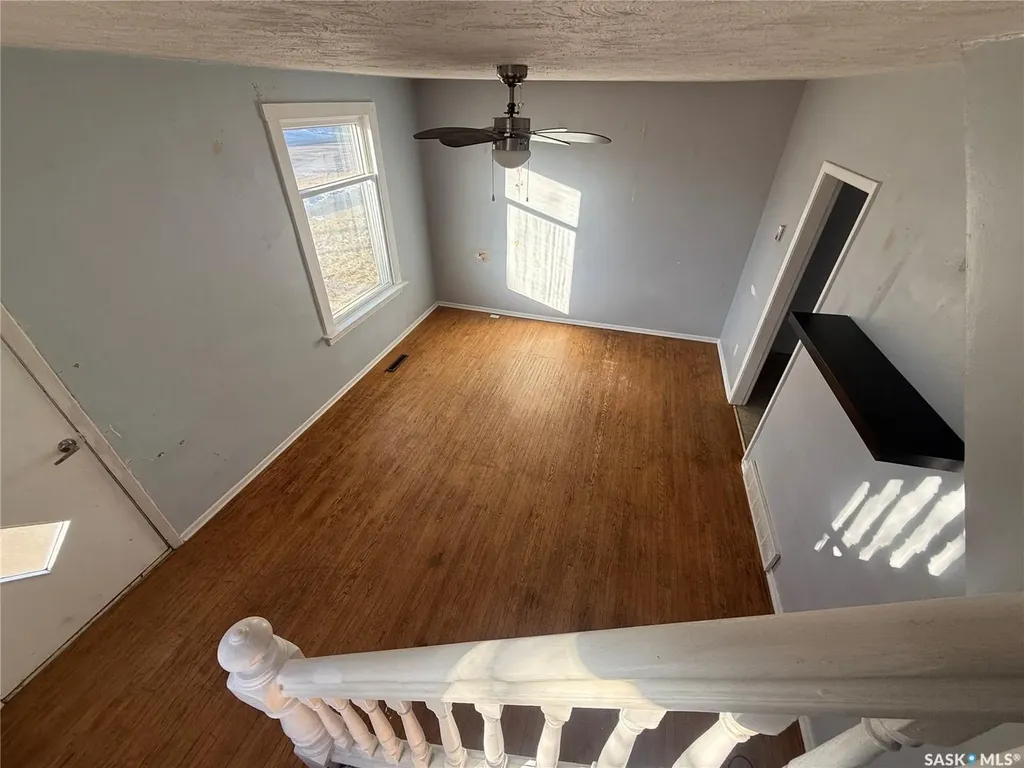 421 3rd Avenue E Assiniboia SK S0H 0B0