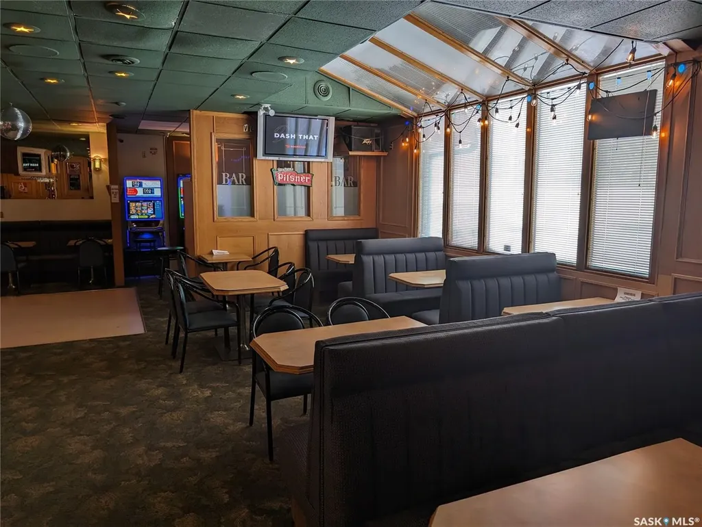 1213 7th Avenue N Saskatoon SK S7K 2W1