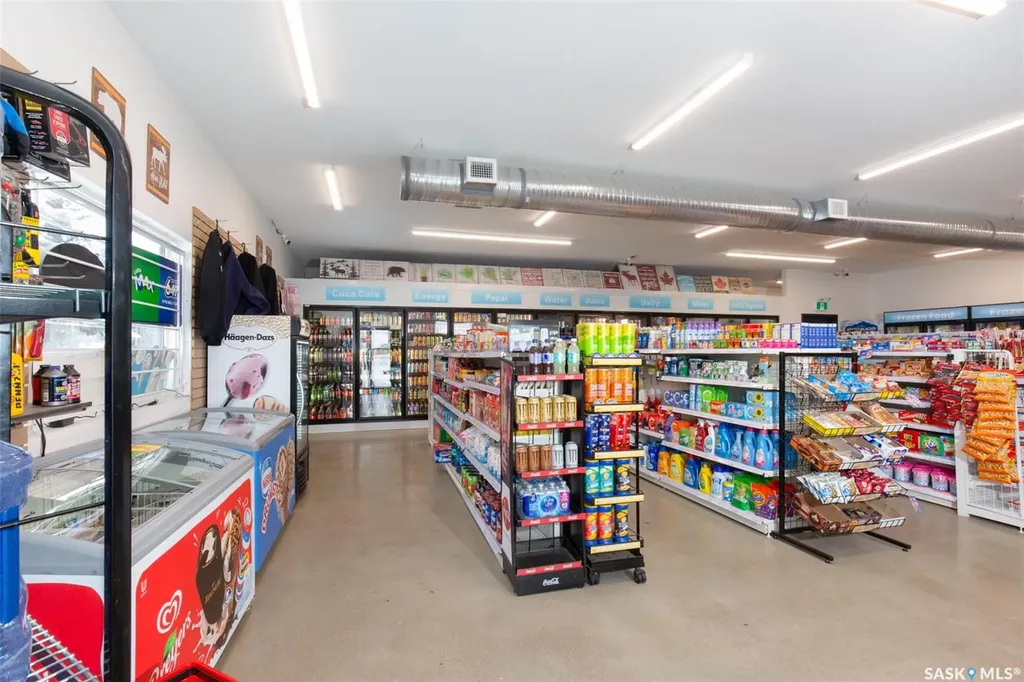 1050 Bradley Street Moose Jaw SK S6H 3M4