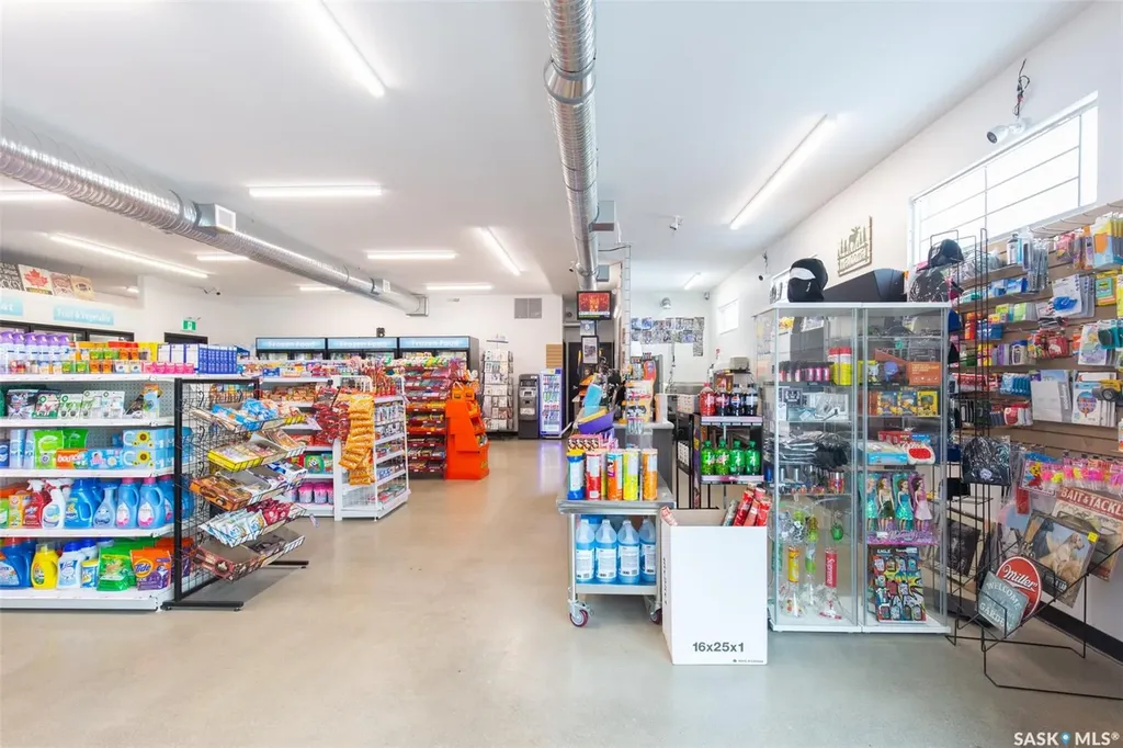 1050 Bradley Street Moose Jaw SK S6H 3M4