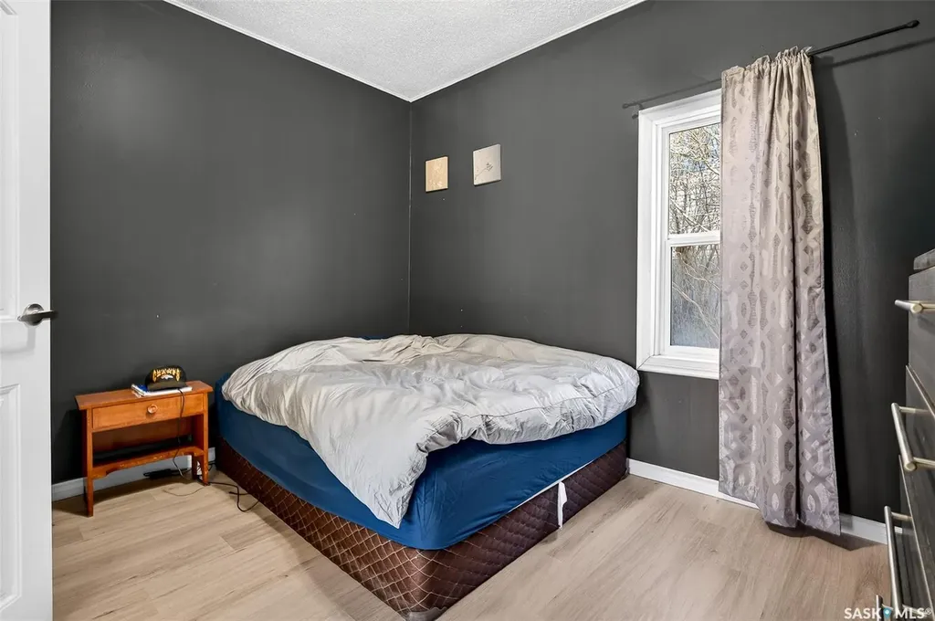 174 Ominica Street W Moose Jaw SK S6H 1X2