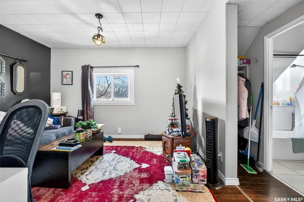 174 Ominica Street W Moose Jaw SK S6H 1X2