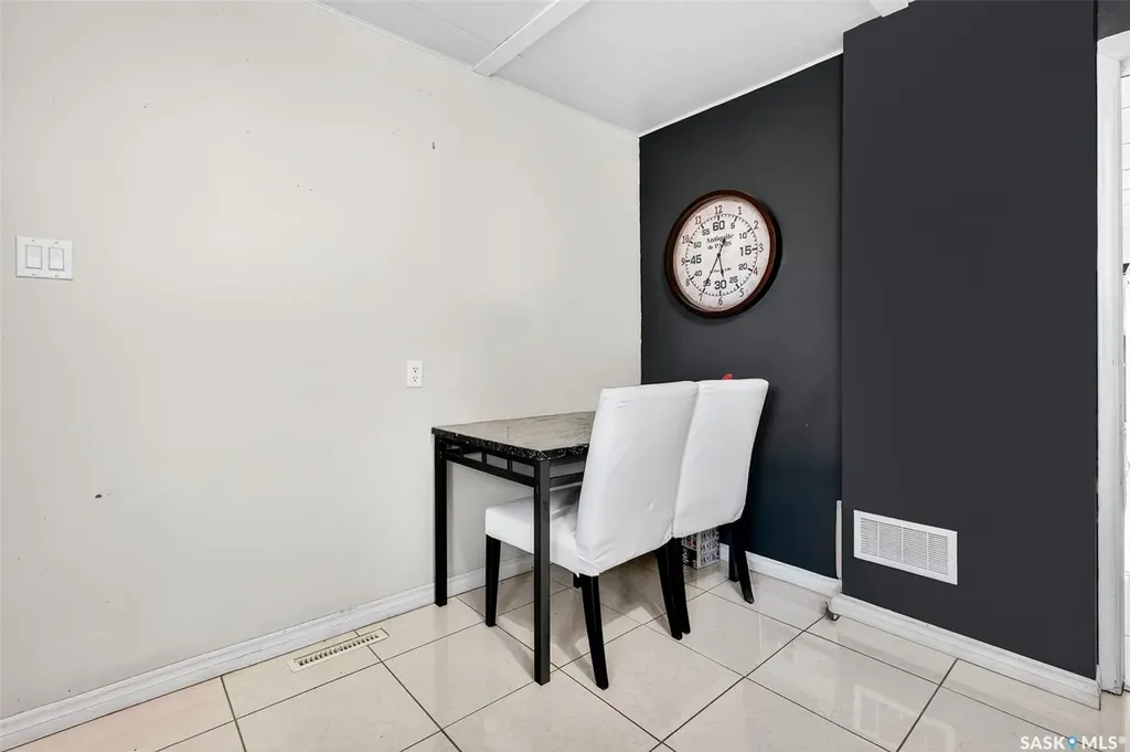 174 Ominica Street W Moose Jaw SK S6H 1X2