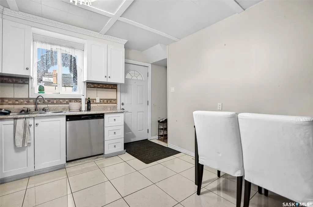 174 Ominica Street W Moose Jaw SK S6H 1X2