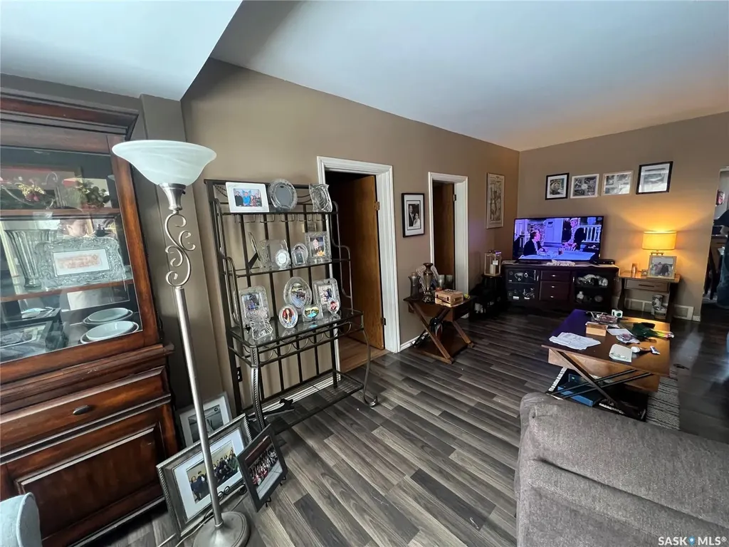 565 15th Street W Prince Albert SK S6V 3R3
